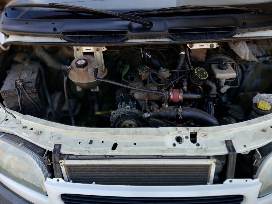 Форд транзит 2.5 Турбодизель.  2000року