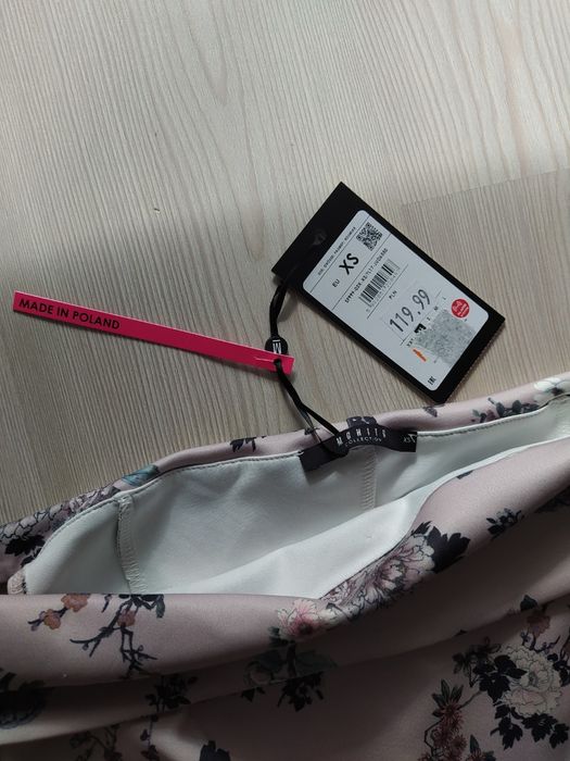 Nowa sukienka MOHITO rozm 34 xs