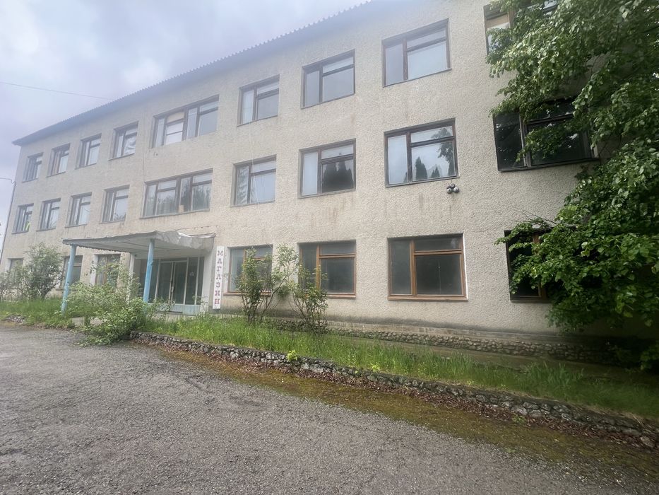 Продається  будинок профілактично- оздоровчий заклад