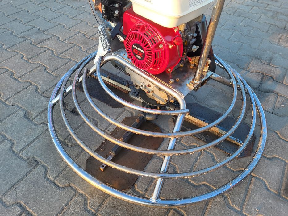 Zacieraczka do betonu Belle 90cm Paclite silnik Honda