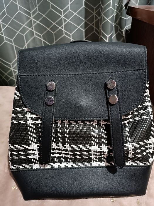 Рюкзак жіночий чорний