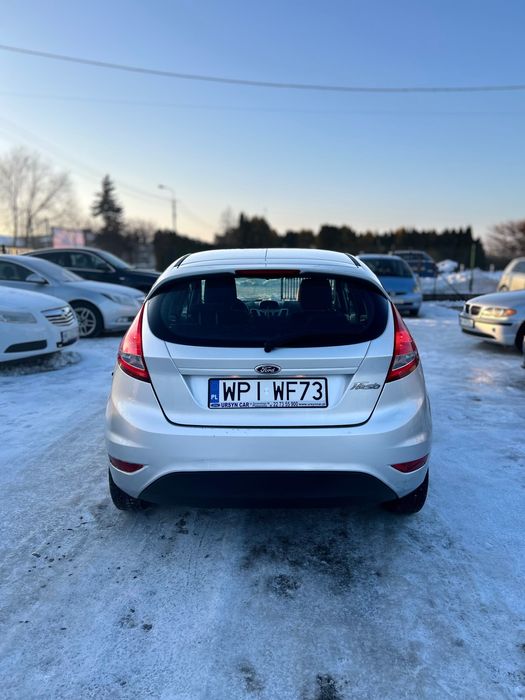 Ford Fiesta 2012 Rok 1.3 Benzyna