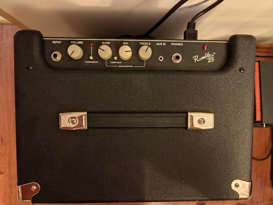 Fender Rumble 25