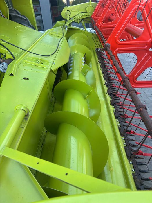 Комбайн Claas Dominator 86