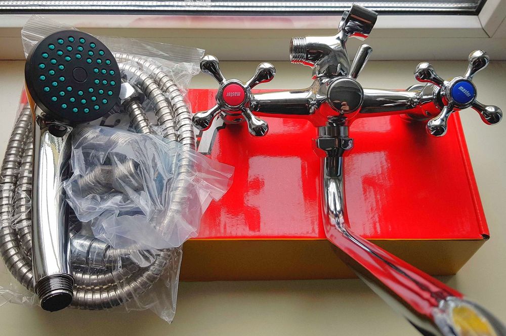 Смеситель для ванны MASTER 141 с душем керамика полуборотный