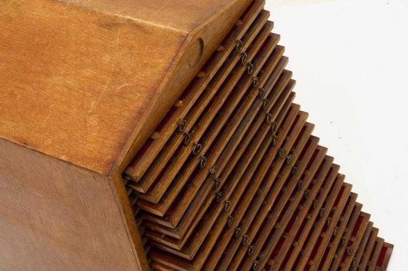 Móvel vintage de moedas