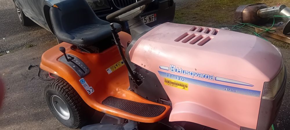 Tractor corta 17cv com reboque