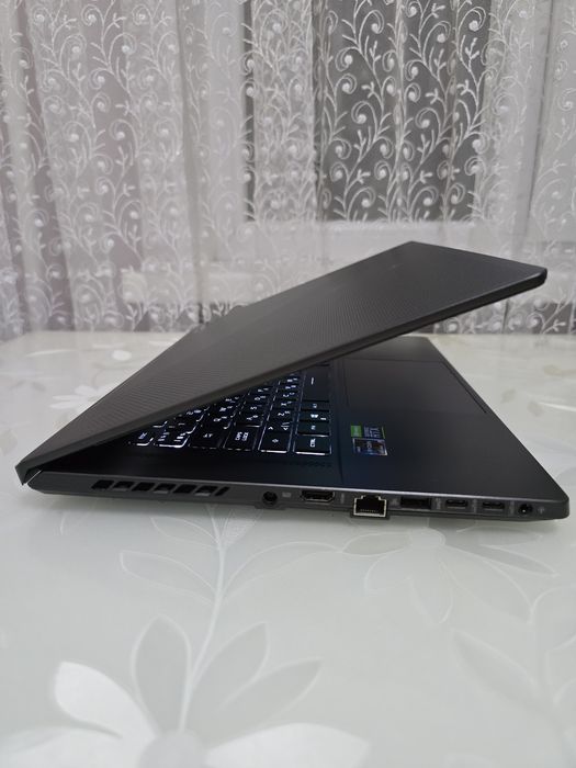 ROG Zephyrus G15/2K 165Hz/Ryzen 9 5900HS/SSD:1TB/RTX 3060/RAM:16