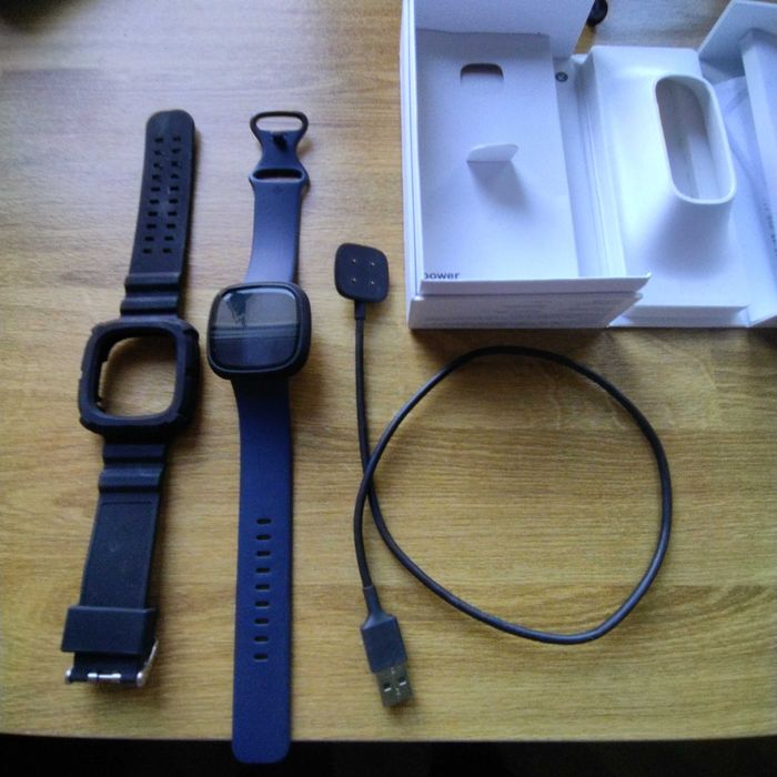 Zegarek Fitbit versa 3