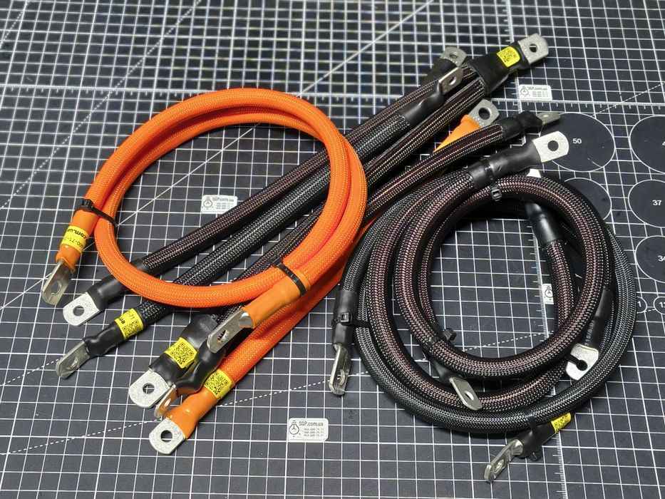 Кабель для подключения инвертора и аккумулятора красный и чёрный