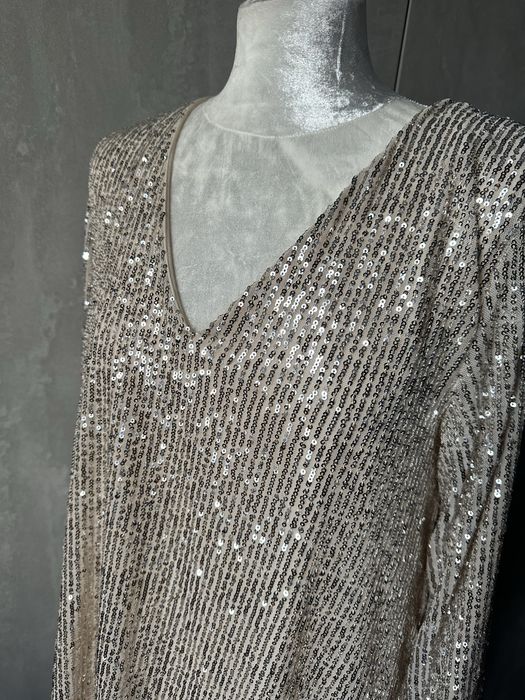 Платье в паетках Amisu 42 L