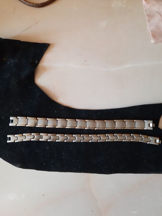 Продам серебренные изделия.