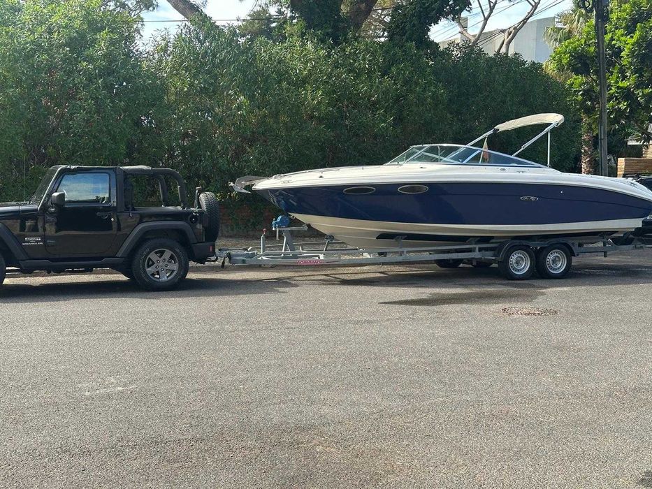 Embarcação Sea Ray 240 SS de 2006 Excelente estado - Totalmente revista - Preço Inclui atrelado de 2022