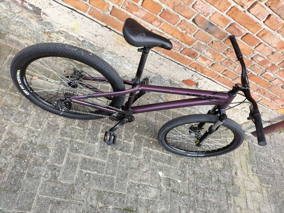 Kellys Whip 10 dirt 26 x 2.35 po serwisie