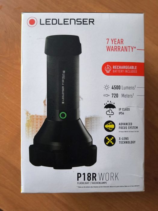 Latarka Ledlenser P18R Work