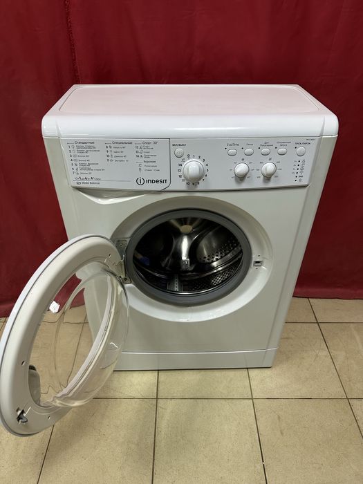 Стиральная машина Indesit IWUC 40851