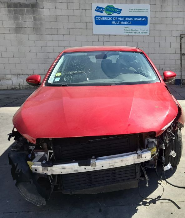 Para peças PEUGEOT 308 II