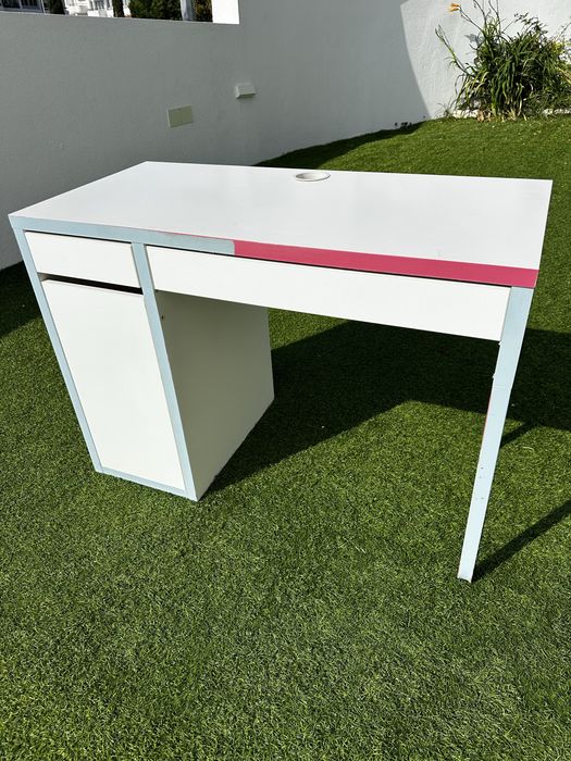 Secretária IKEA Branca com Gavetas