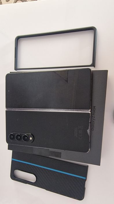Samsung z fold 4