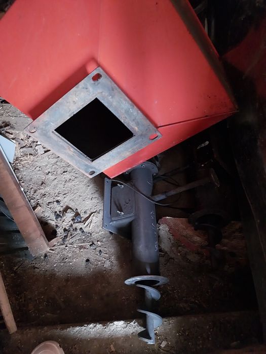 Podajnik na ekogroszek Defro