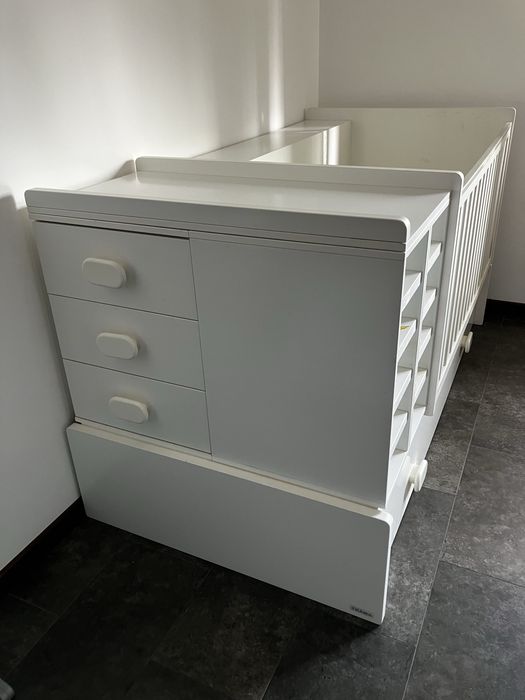 Berço  Convertivel marca Trama - Bebécar