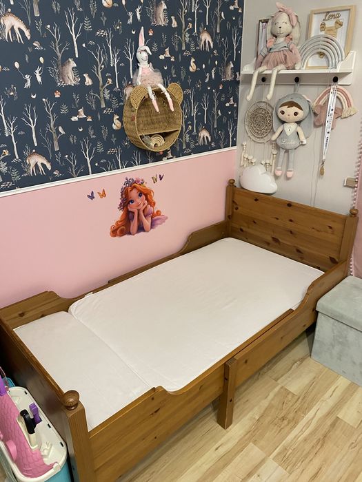 Łóżko ikea  drewniane