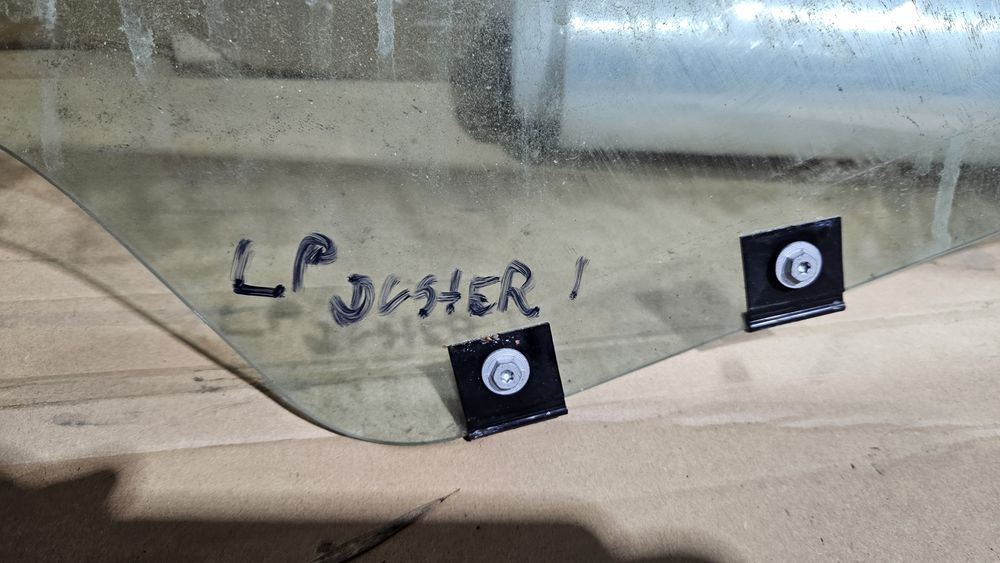 Szyba lewy przód kierowcy dacia duster I Europa