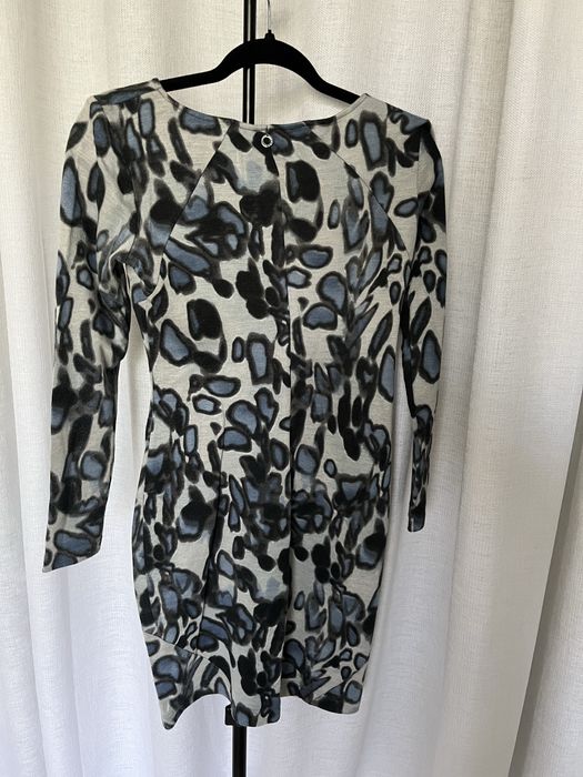 Sukienka danHen 36 ołówkowa