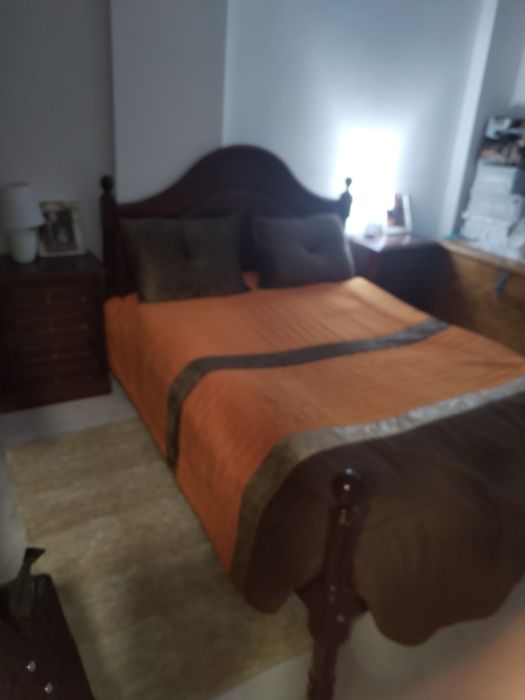 Cama clássica em pinho