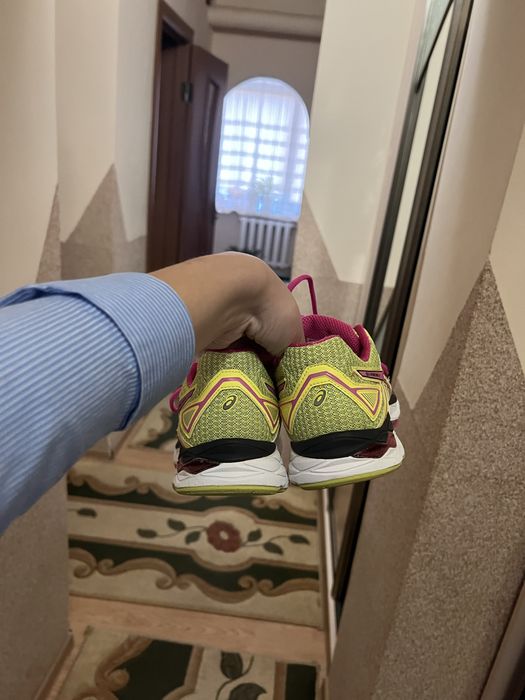 Кросівки ASICS Gel-Phoenix 8