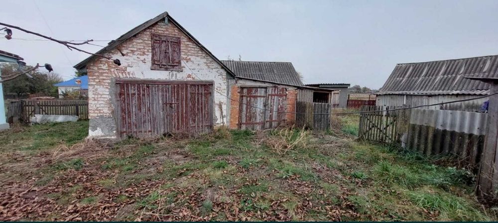 Продам будинок в селі Сухинівка Полтавської обл