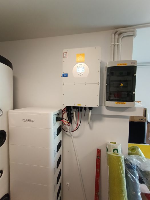 Magazyn energii 48kWh i fotowoltaika 10kWp  z montażem