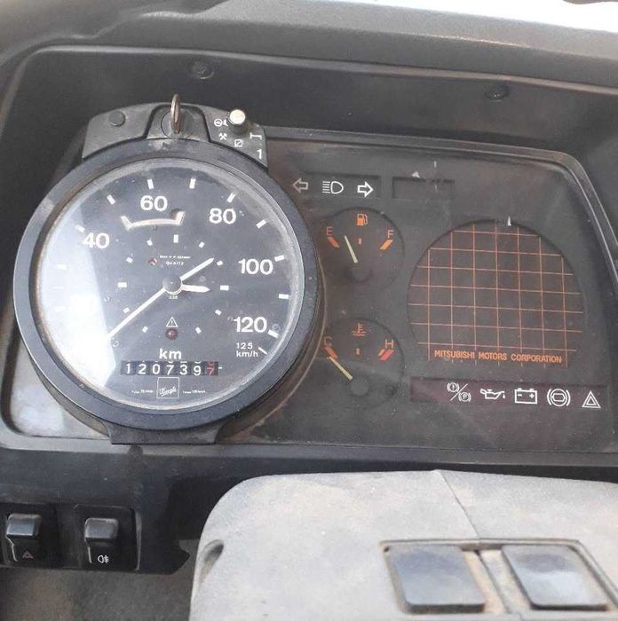 Mitsubishi Canter Fe 444 Direcção assistida