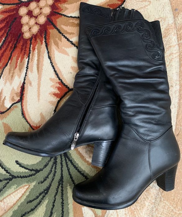 Чоботи жіночі зимові шкіряні на цегейці (сапоги)