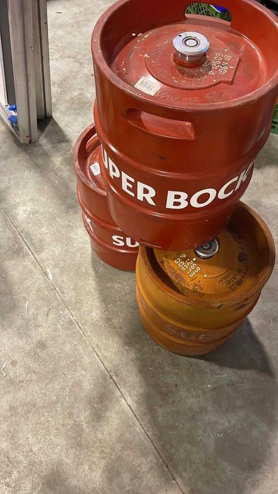 Barris de aço resistente