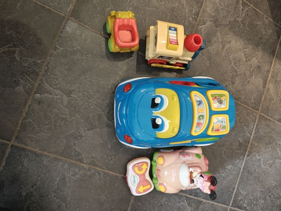 Brinquedos de bebé e criança