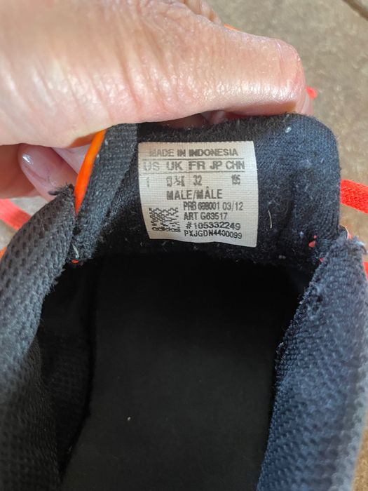 Спортивне взуття