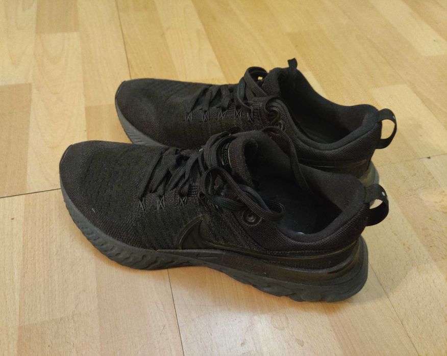Nike React Infiniti Run Czarne 43 Oryginalne