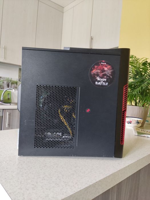 KOMPUTER GAMINGOWY – RTX 2060 / i7-8700 /
Karta graficzna: NVIDIA GeForce RTX 2060 6GB
RAM: 8 GB DDR4
Dyski: