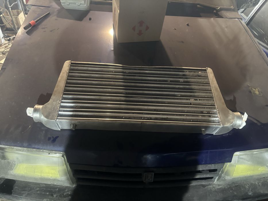 Продам інтеркулер та силіконові патрубки