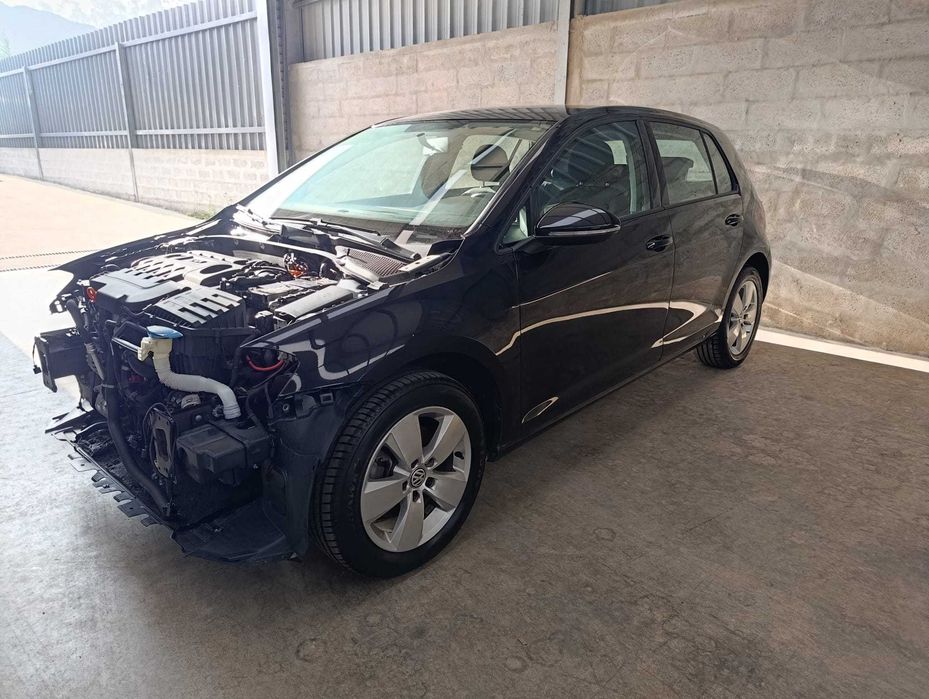 VW GOLF VII 1.6 TDI