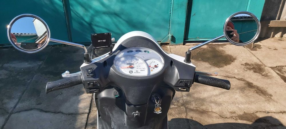 Ретро скутер SYM Fiddle II 150cc