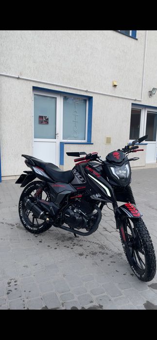 Продам мустанг мт200