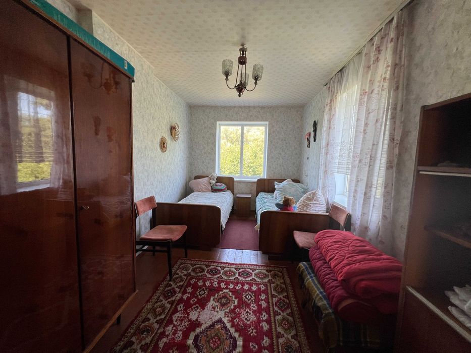 Продаж двоповерхового цегляного будинку, с.Хмельовик Є ВІДЕООГЛЯД