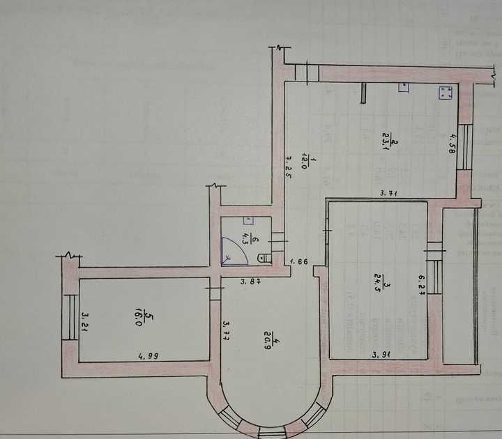 Продам Трикімнатну Квартиру , з Автономним Опаленням .Ремонт , техніка