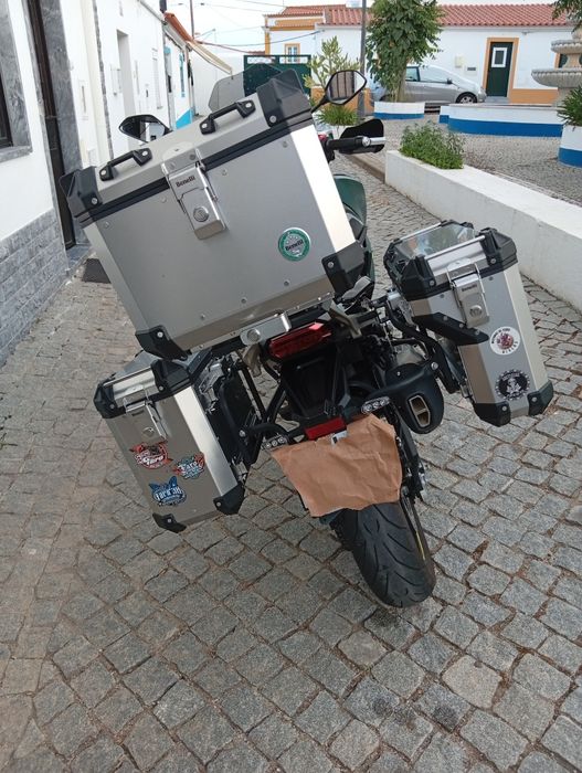 Mota Benelli 702