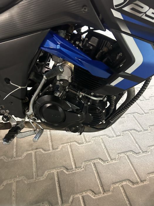 Продам  spark 250 r33 срочно!