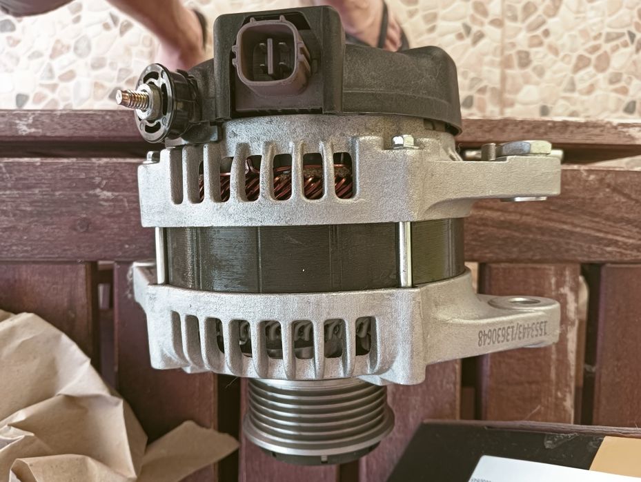 Alternador TOYOTA Corolla 1.4 d4d