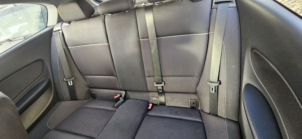 BMW 118D 120€/Mês