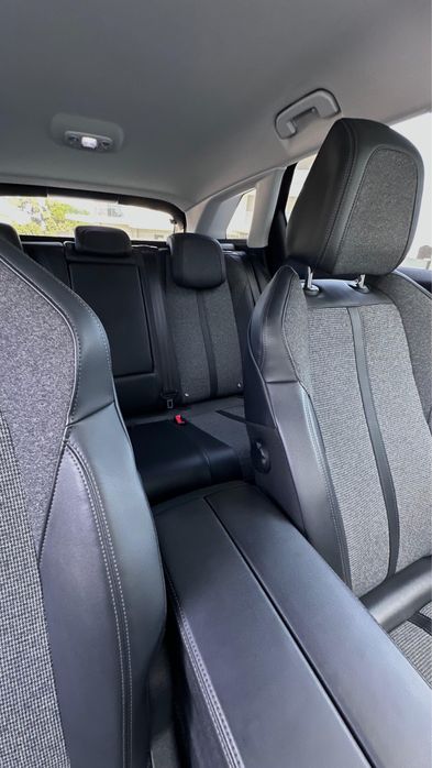 Peugeot 3008  - 2019